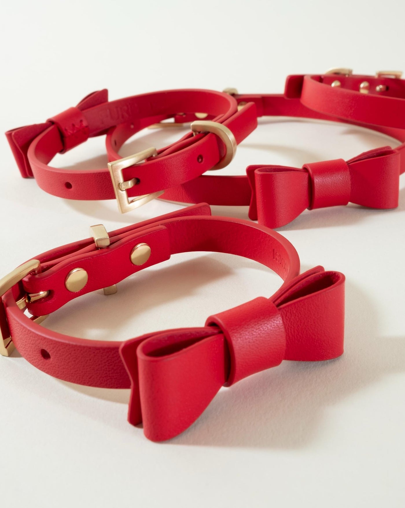 Guestlist Red Bow Tie Dog Collar