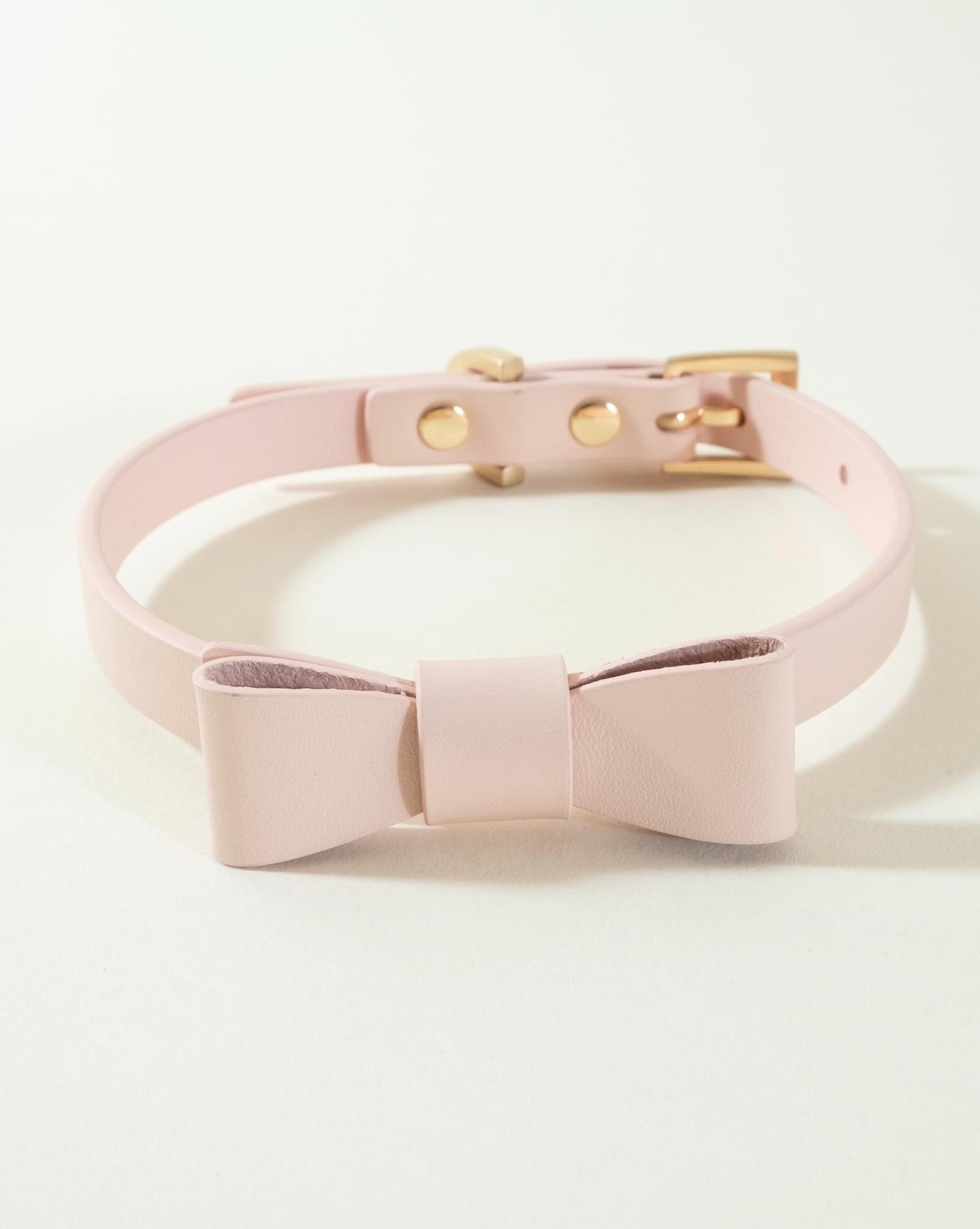 Guestlist Pink Bow Tie Dog Collar