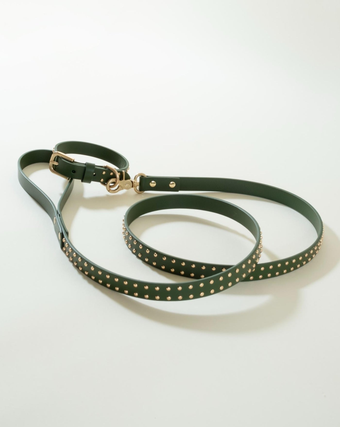 Fashionable olive green leather collar with studs, ideal for small and medium-sized dogs